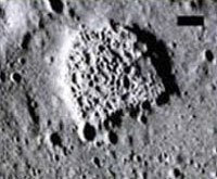 Βρέθηκαν αρχαίες πόλεις στη Σελήνη(!) σύμφωνα με τον Κεν Τζόνστον, πρώην διευθυντή τμήματος της ΝΑΣΑ!!!
