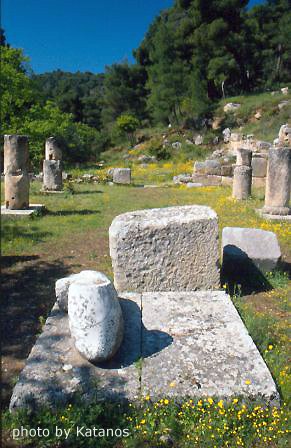 Τα ερείπια του ναού του Αμφιάραου
