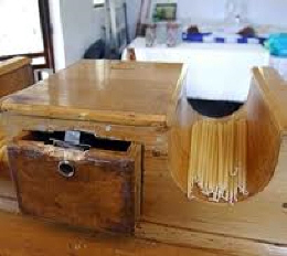 ΑΠΟΡΙΑΙ ΚΑΙ… ΠΟΡΟΙ…