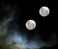 Υπήρχε και δεύτερη Σελήνη την οποία «καταβρόχθησε» η πρώτη