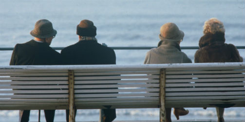 Γαλλία | Κατέβηκε το όριο συνταξιοδότησης στα 60 χρόνια