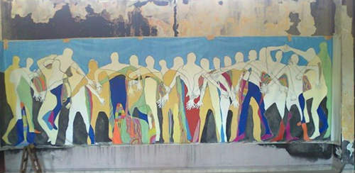 Μέλη του ΚΕΘΕΑ ζωγραφίζουν σε καμένους τοίχους των φυλακών Κορυδαλλού