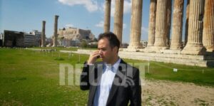 Κώστας Δεδεγκίκας: Ο Έλληνας που μαθαίνει την ελληνική γλώσσα σε ολόκληρο τον πλανήτη...