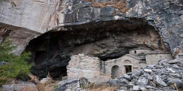 Σπηλιά του Νταβέλη: Τα μυστήρια οι θρύλοι και η αλήθεια