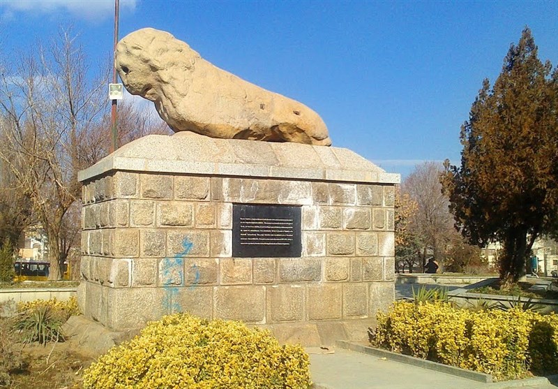 To Λιοντάρι Στο Χαμαντάν Του Ιράν